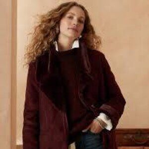 Banana Republic Vegan Shearling Lined Coat, Burgundy, Size Small